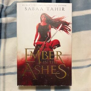 An Ember in the Ashes by Sabaa Tahir - Red & Gold Cover
